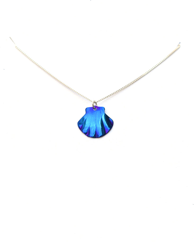 Small Scallop Necklace (3 Colors)