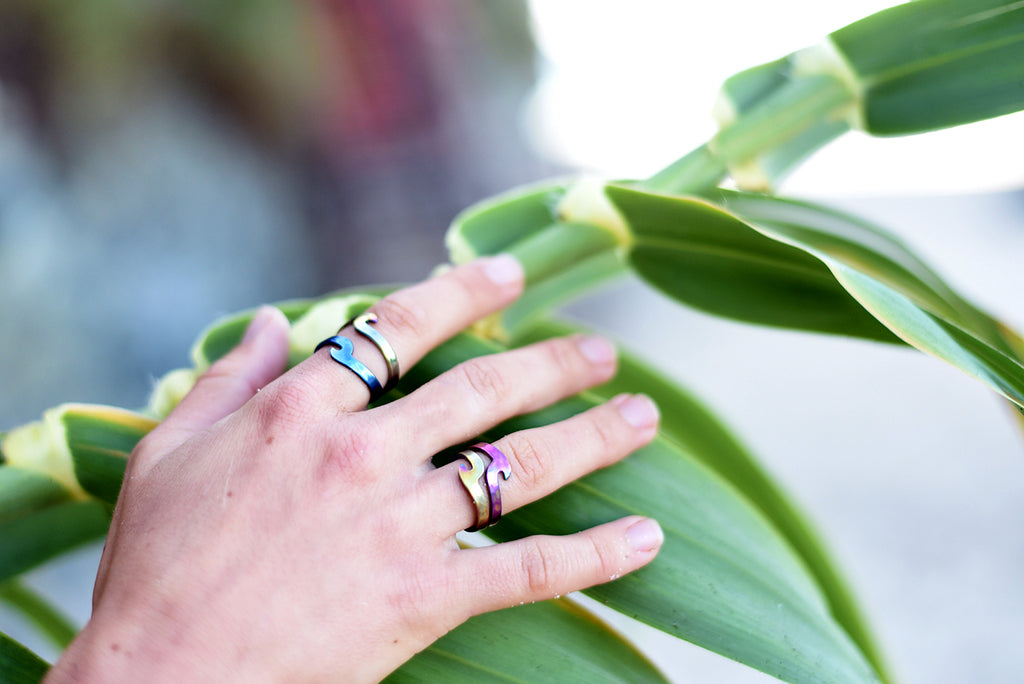 Wave Ring (4 Colors)
