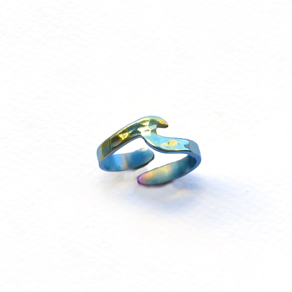 Wave Ring (4 Colors)