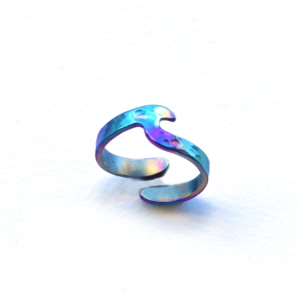 Wave Ring (4 Colors)